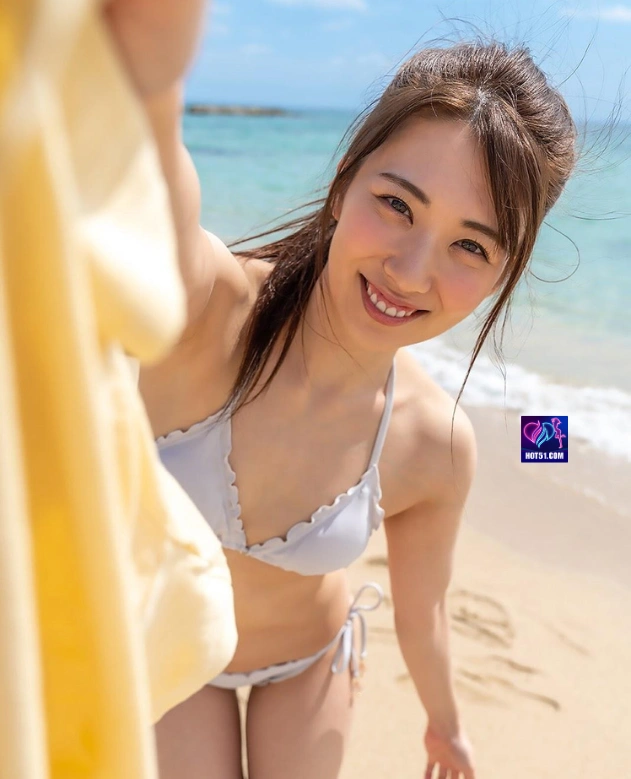 Lustrous Beauty HOT51.COM