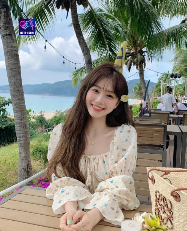 Tớ để HOT51.COM
