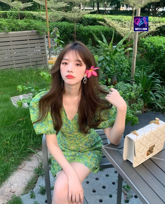 Tớ để HOT51.COM