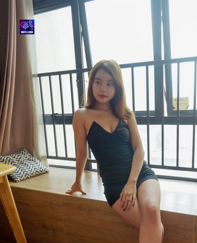 Qiqi Window Man OT51.COM