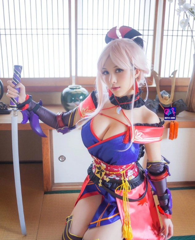 Elisabeth Shue HOT51.COM