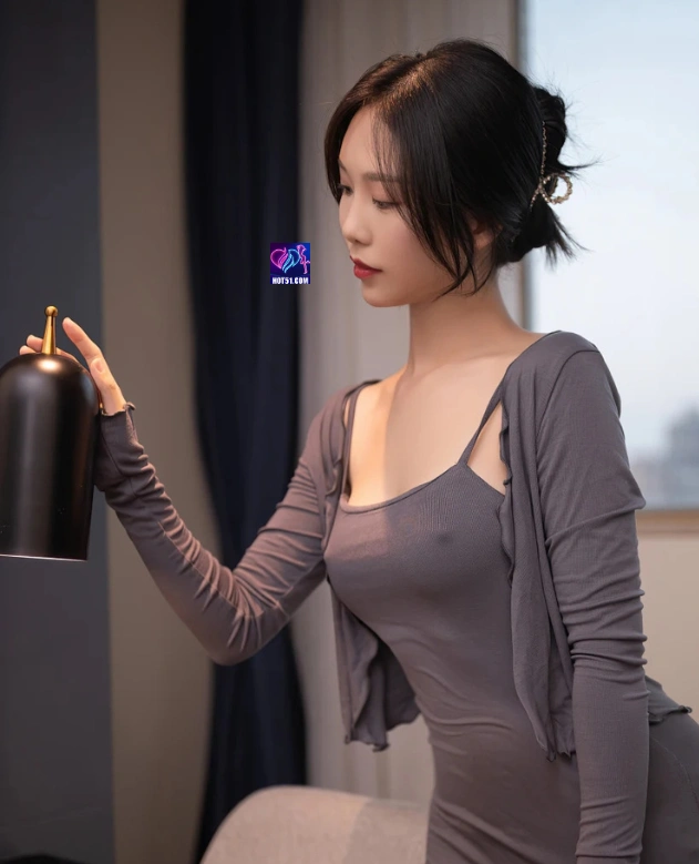 Laura Linney HOT51.COM