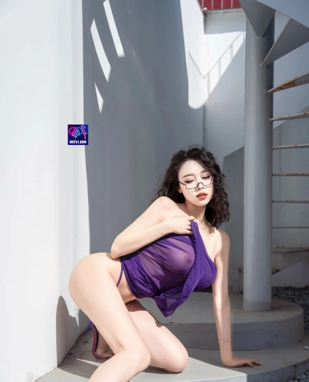 Lucy Liu HOT51.COM