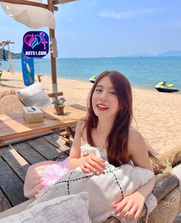 Siti Santoso HOT51.COM