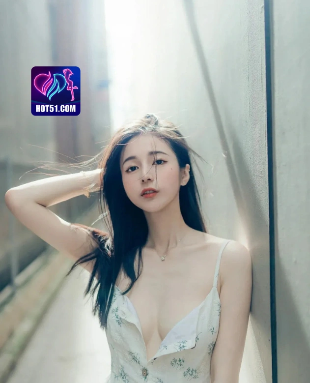 Thi Mai HOT51.COM