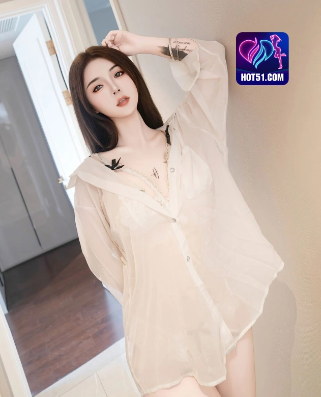 Alice Donovan HOT51.COM