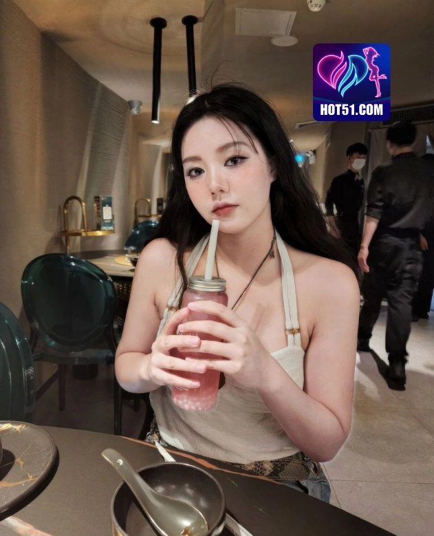 Becky Hamilton HOT51.COM